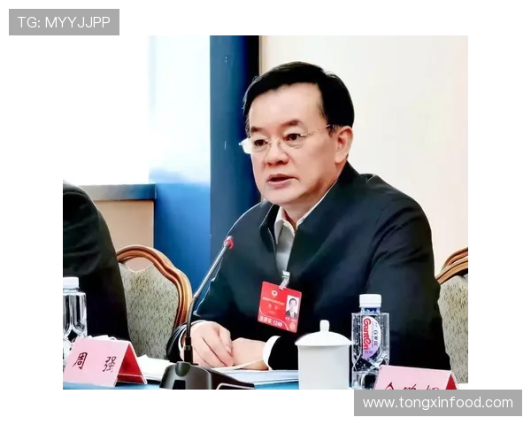 周强专访:从青涩少年到篮球巨星的奋斗与成长之路